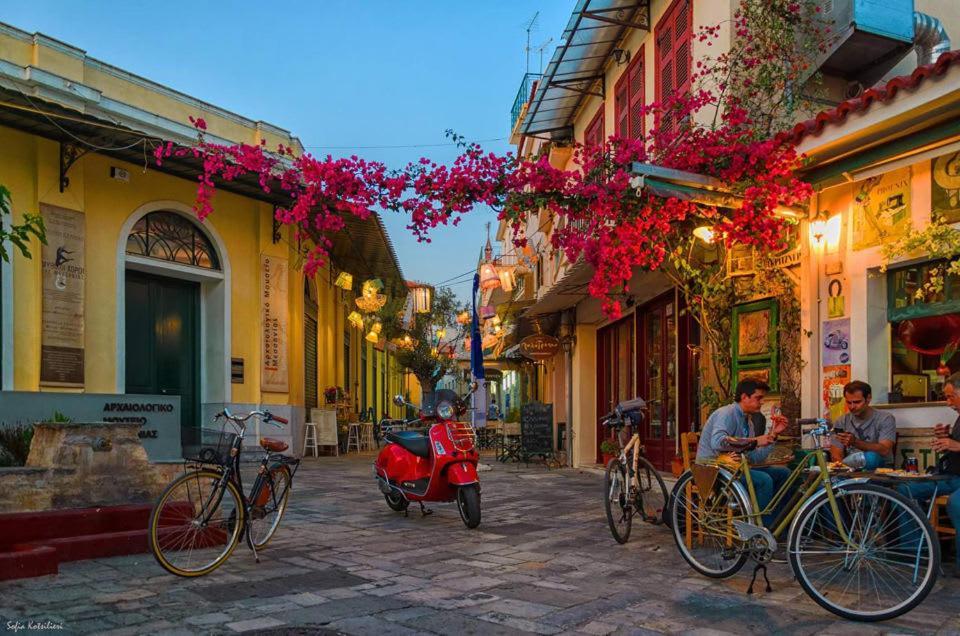 Cozy Flat On The Main Square, 10Min To The Sea Kalamata Exterior foto